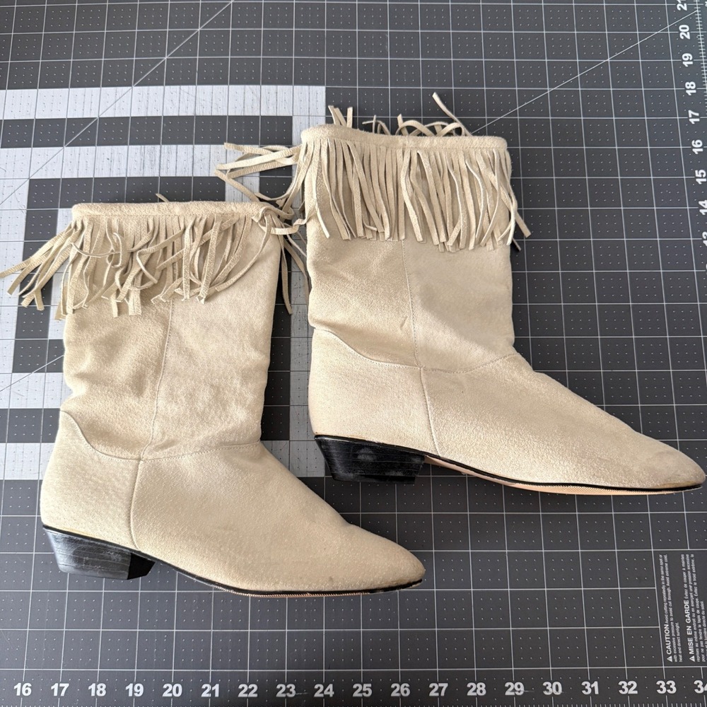 Vintage Western Boho Country Suede Fringe Cream Boots 7.5M Festival Retro Staple